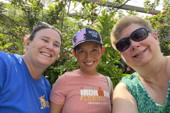 Health-and-Wellness-Committee-Adventure-Club-Goes-to-Butterfly-World-8.19-1