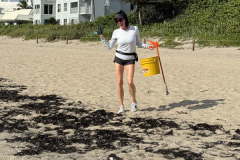 YLS-Beach-Cleanup-9.13-28
